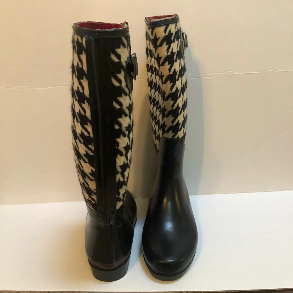 Banana‎ Republic Size 5 Rain Boots